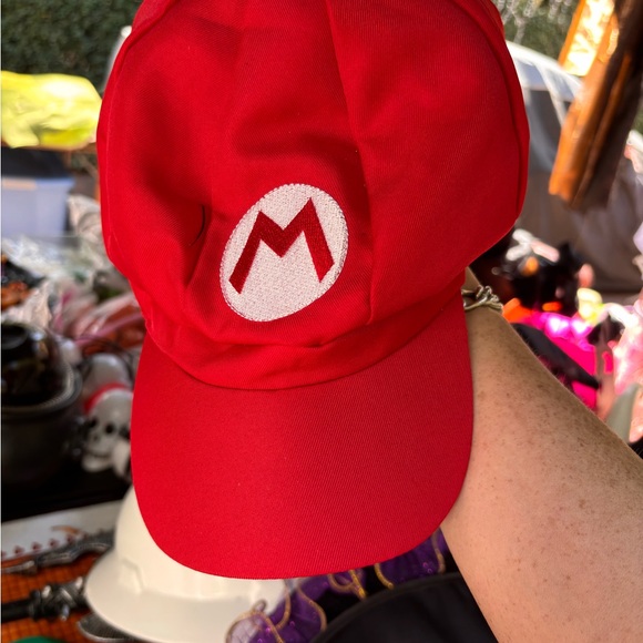 Red Cap with M Logo Mario Britgers Nintendo Halloween - Picture 1 of 2
